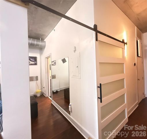 505 E 6th Street 803, Charlotte, NC 28202