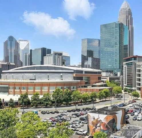 505 E 6th Street 803, Charlotte, NC 28202