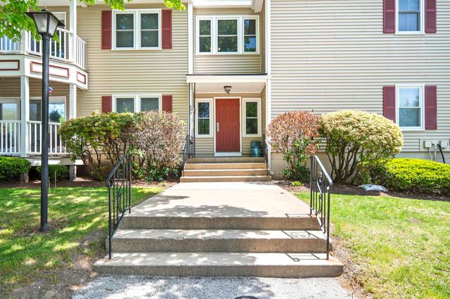 690 S Porter St Apt 31, Manchester, NH 03103