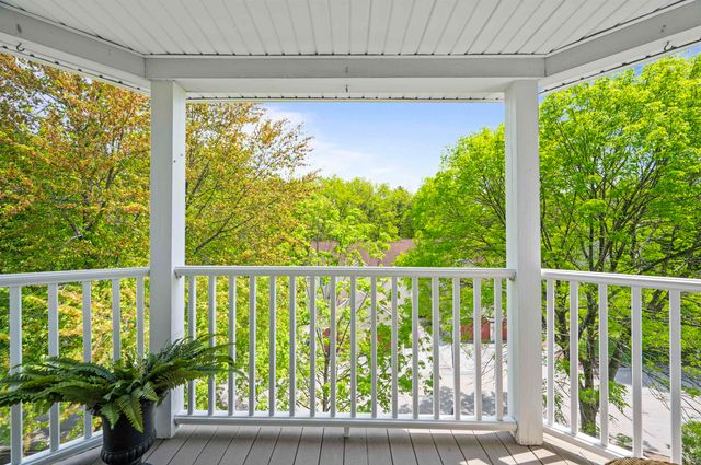 690 S Porter St Apt 31, Manchester, NH 03103
