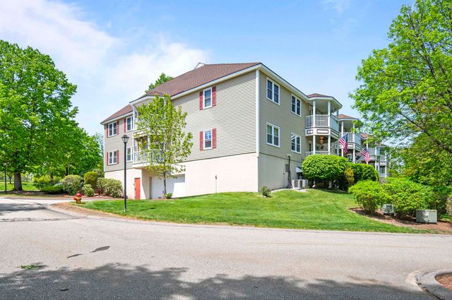 690 S Porter St Apt 31, Manchester, NH 03103