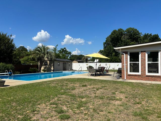 876 Gordonia Drive, Sumter, SC 29150