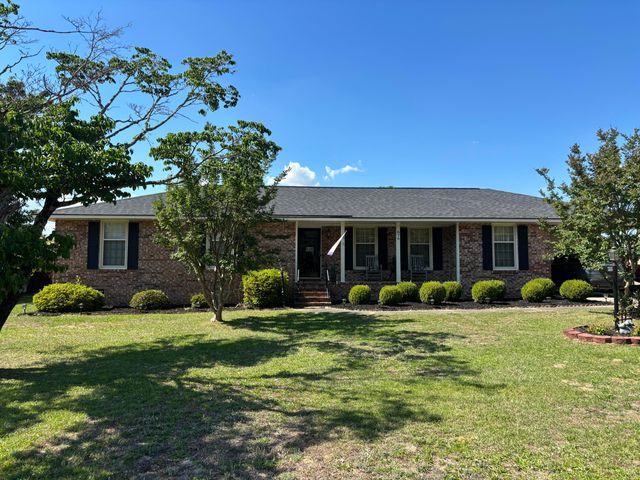 876 Gordonia Drive, Sumter, SC 29150