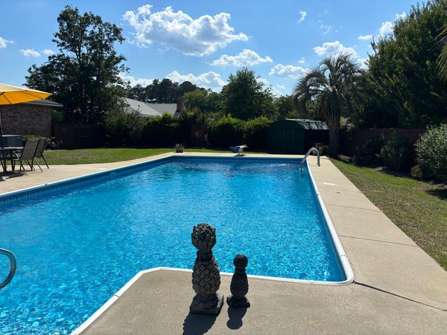876 Gordonia Drive, Sumter, SC 29150