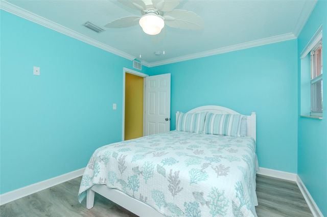 5605 SHORE BOULEVARD S 1B, Gulfport, FL 33707
