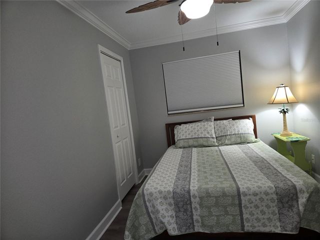 5605 SHORE BOULEVARD S 1B, Gulfport, FL 33707