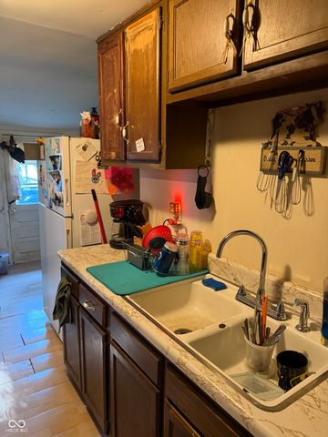 1152 N Centennial Street, Indianapolis, IN 46222