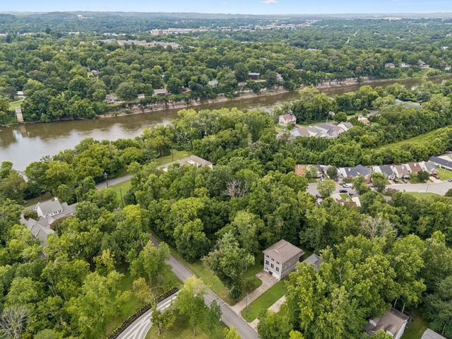 2117 Wooddale Ln, Nashville, TN 37214