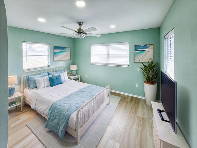 6112 1ST AVENUE W, Bradenton, FL 34209