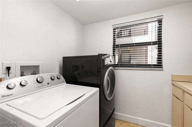 960 Swallow AVE 203, Marco Island, FL 34145