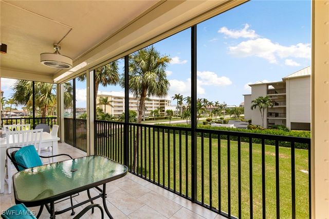 960 Swallow AVE 203, Marco Island, FL 34145