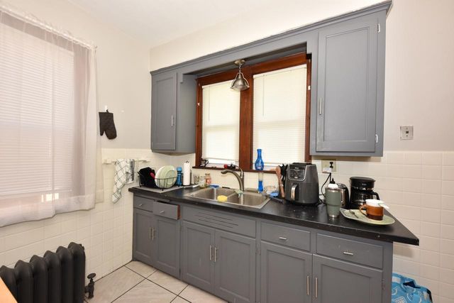 1209 Milwaukee AVENUE, South Milwaukee, WI 53172