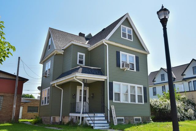 1209 Milwaukee AVENUE, South Milwaukee, WI 53172