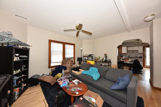 1209 Milwaukee AVENUE, South Milwaukee, WI 53172