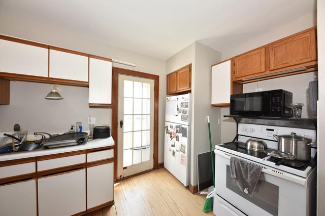 1209 Milwaukee AVENUE, South Milwaukee, WI 53172