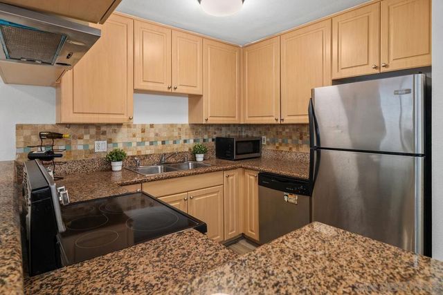 10076 Maya Linda Road 1101, San Diego, CA 92126