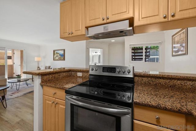 10076 Maya Linda Road 1101, San Diego, CA 92126