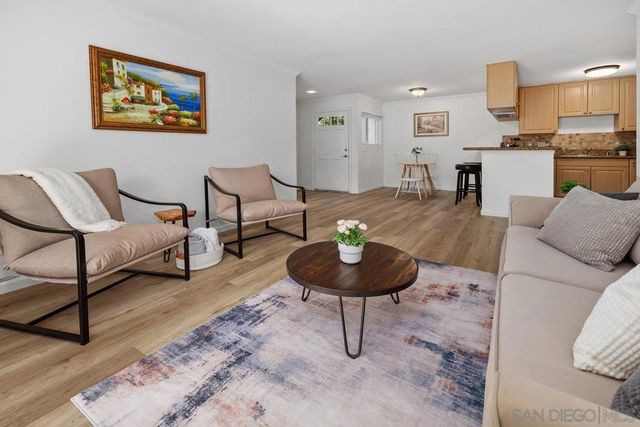 10076 Maya Linda Road 1101, San Diego, CA 92126