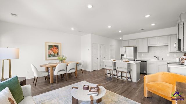 121 Kenmore Circle, Perry, GA 31069