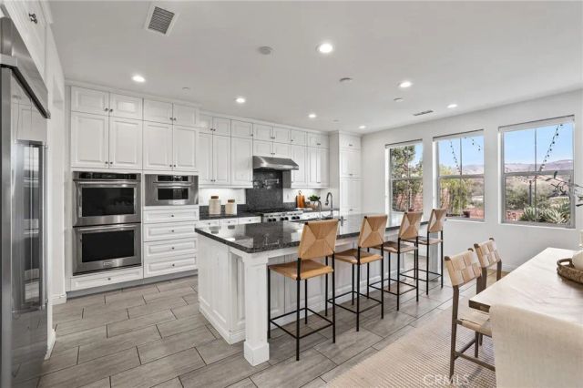 23 Cielo Azul, Mission Viejo, CA 92692