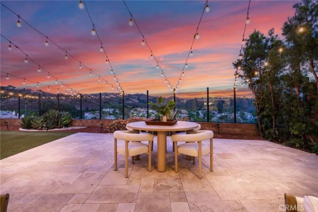 23 Cielo Azul, Mission Viejo, CA 92692