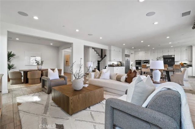 23 Cielo Azul, Mission Viejo, CA 92692