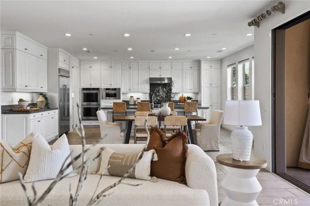 23 Cielo Azul, Mission Viejo, CA 92692