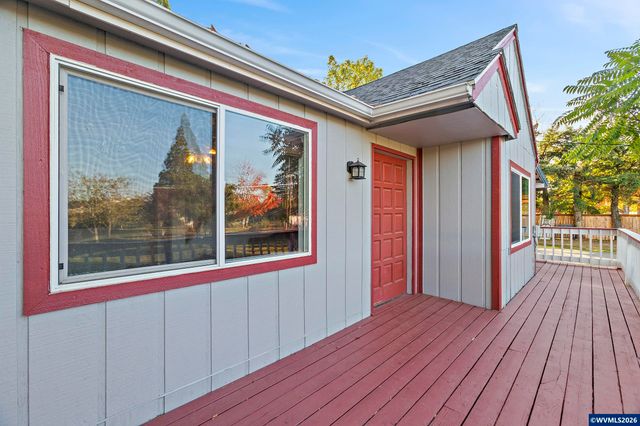 1352 63rd Av NE, Salem, OR 97317