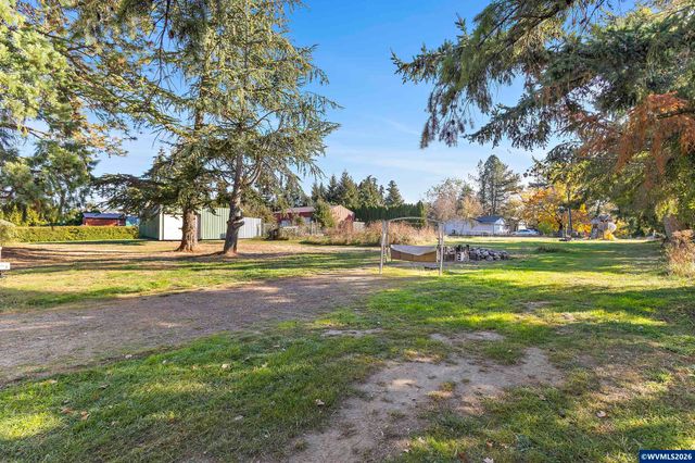 1352 63rd Av NE, Salem, OR 97317