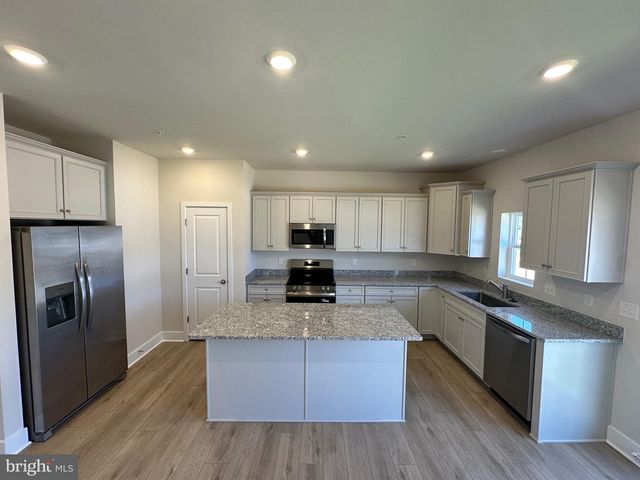 5513 ABERDEEN PL, White Plains, MD 20695