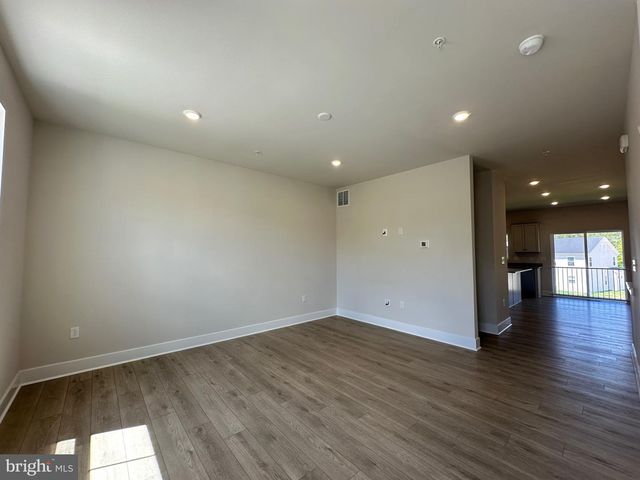 5513 ABERDEEN PL, White Plains, MD 20695