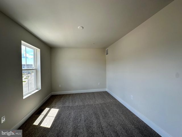 5513 ABERDEEN PL, White Plains, MD 20695