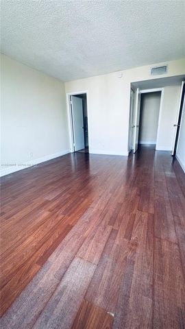 9125 SW 77th Ave 501, Miami, FL 33156