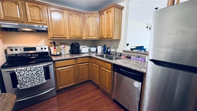 9125 SW 77th Ave 501, Miami, FL 33156