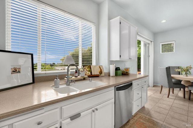 1569 Lofty Perch Pl, Santa Rosa, CA 95409