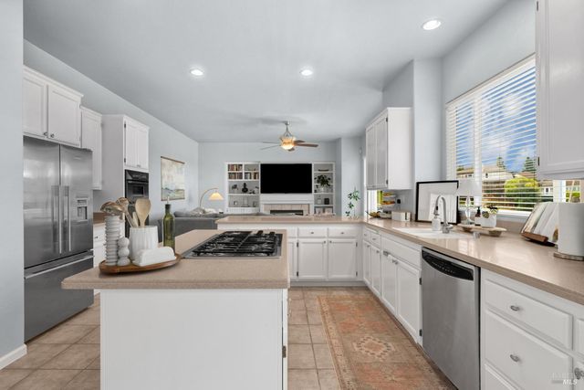 1569 Lofty Perch Pl, Santa Rosa, CA 95409