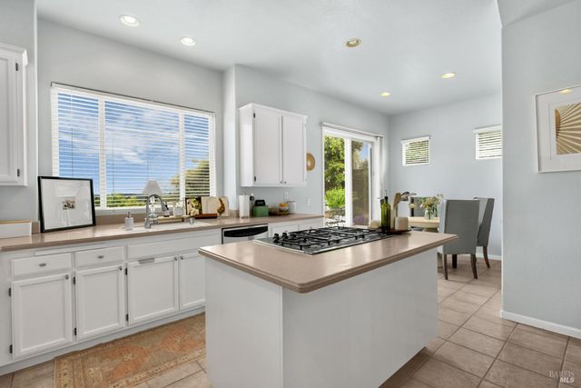 1569 Lofty Perch Pl, Santa Rosa, CA 95409