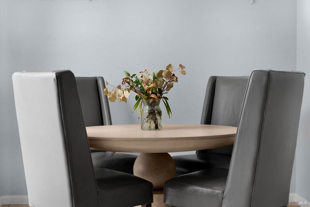 1569 Lofty Perch Pl, Santa Rosa, CA 95409