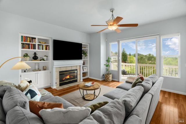 1569 Lofty Perch Pl, Santa Rosa, CA 95409