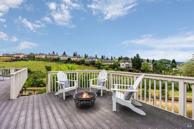 1569 Lofty Perch Pl, Santa Rosa, CA 95409