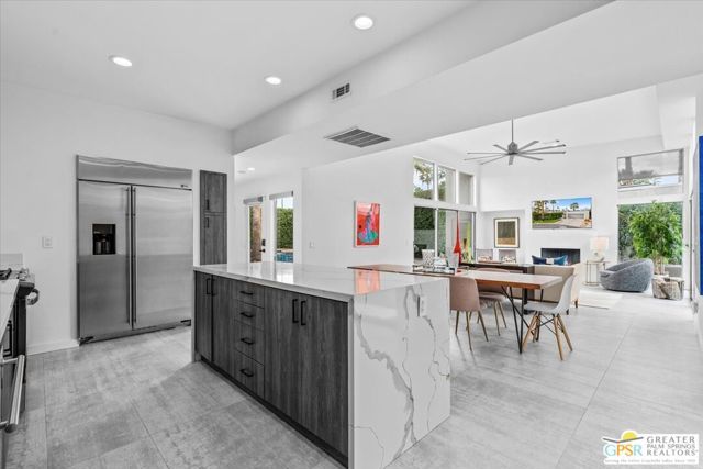 641 Dunes Court, Palm Springs, CA 92264