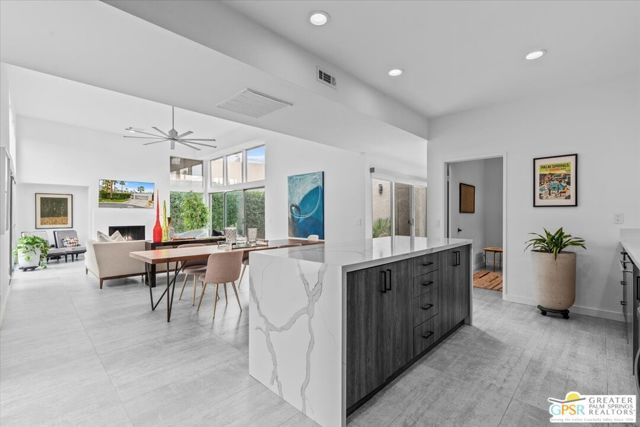 641 Dunes Court, Palm Springs, CA 92264