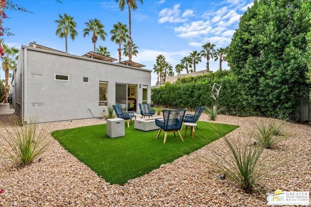 641 Dunes Court, Palm Springs, CA 92264