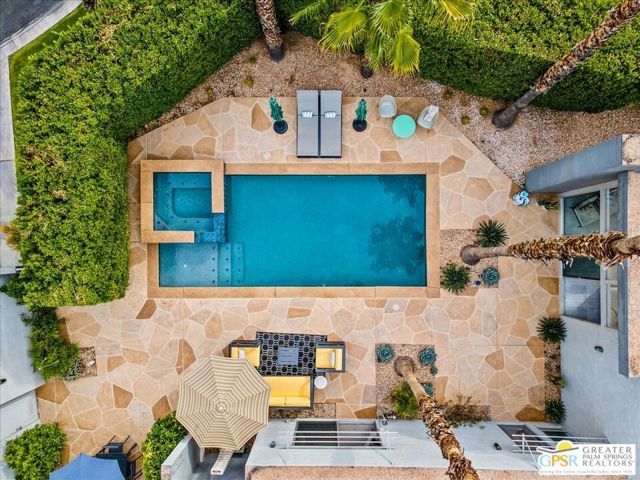 641 Dunes Court, Palm Springs, CA 92264