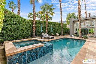 641 Dunes Court, Palm Springs, CA 92264