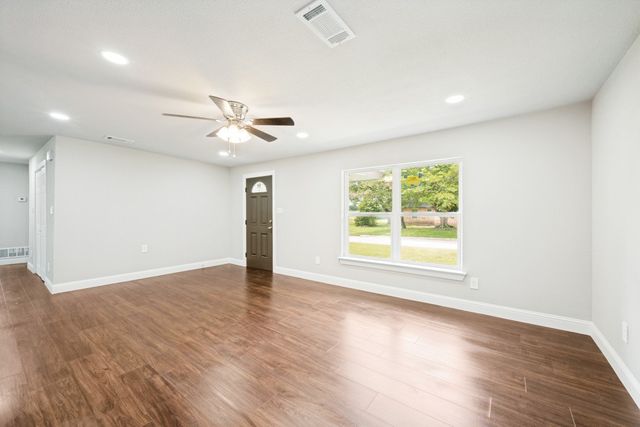 2800 Cecil Drive, Richland Hills, TX 76118