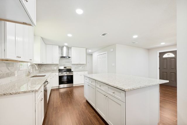 2800 Cecil Drive, Richland Hills, TX 76118