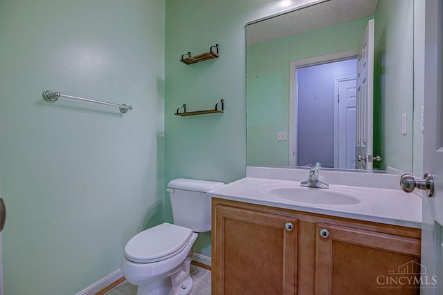 602 Wood Bluff Lane, Harrison, OH 45030