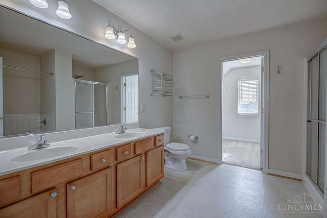 602 Wood Bluff Lane, Harrison, OH 45030