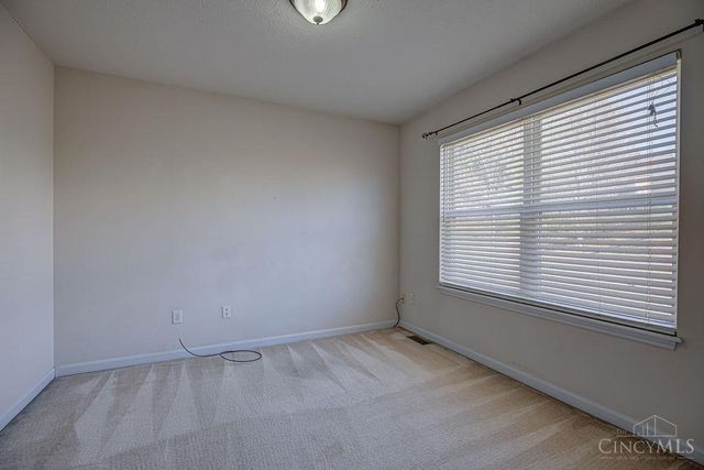 602 Wood Bluff Lane, Harrison, OH 45030